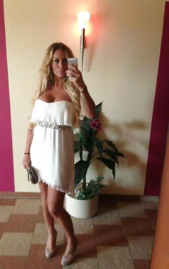 Busty Amatuer 36