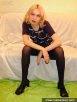 Teen blonde panties play