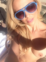 Naighty Milf Superstar 2