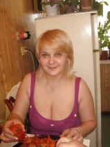 Busty Russian Woman 1033
