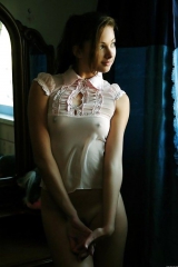 No bra