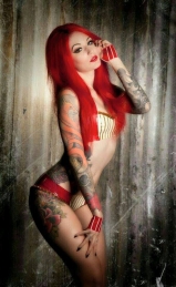 Latex lesbian oiled