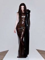 Latex lesbian oiled
