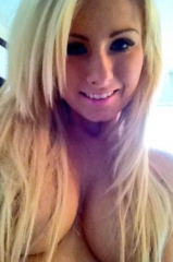 Teen blonde model wannabee - cute tata fan nude selfies