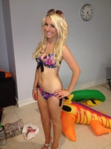 Teen blonde model wannabee - cute tata fan nude selfies