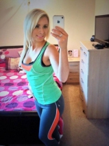 Teen blonde model wannabee - cute tata fan nude selfies