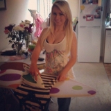 Teen blonde model wannabee - cute tata fan nude selfies