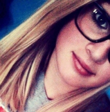 Naked geeky blonde teen - nerdy girl nude selfies