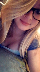 Naked geeky blonde teen - nerdy girl nude selfies