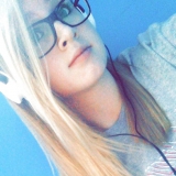 Naked geeky blonde teen - nerdy girl nude selfies