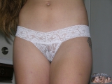 TEENAGER SPREADS HER ASS CRACK