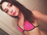 Brunette hottie teen - british amateur nude at home