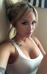 more young teenage girls