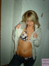 uk girlfriend poses for lover from cesso.org