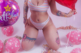 CUTE LATINA