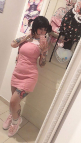 CUTE LATINA