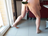 Je mange les legumes par tous les trous
