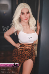 Hot Blonde Sexy Mature girl with cute face