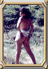 Nadja opens all her holes!