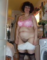 Wonderful hairy pussy. Sexy old mature.