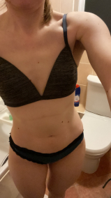 i want a big juicy cock to fill my tight pussy look at my pr