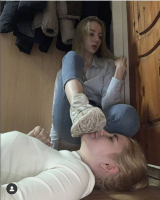 FEMDOM PODOLATRIA FOOTWORSHIP