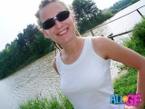 Pretty girlfriend flashes nude