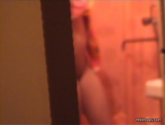 Honey, I'm taking a shower - N