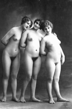 Antique pin babes 6 - N