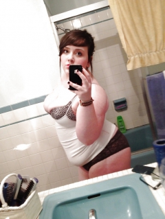 Amateur BBWs - N
