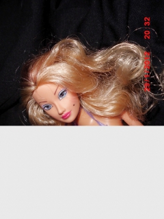 Blond doll - N