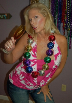 Big Breasted Hard Edge Blonde - N