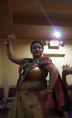 Huge boobs indian aunty, dancing in party... just 4 titfuck - N