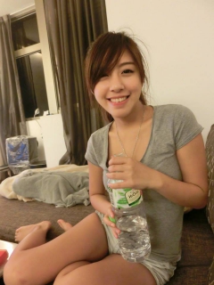 Asian girl - N