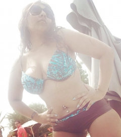 Paki escort sakina so called singer - N