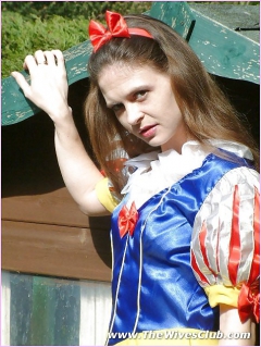 Naughty snow white - N
