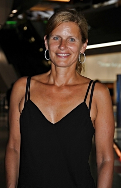 Katrin Mueller-Hohenstein - N