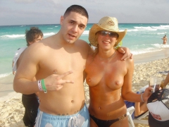 Romanian girls at the beach RO7 - N