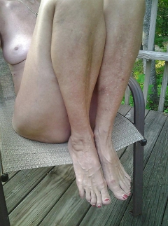 mature foot shoe fetish - N