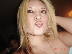 Seay ass blonde latina milf - N