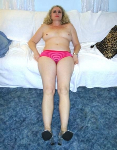 Penelope West 40 - N