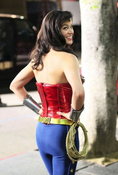 Adrianne Palicki, sexy - N