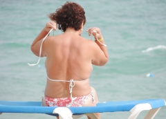 on vacation - N