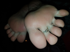 FEET WORSHIP 1 - N