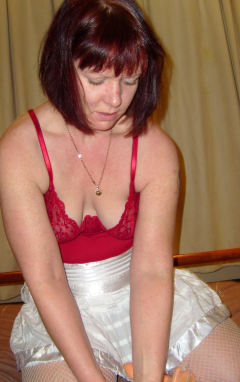 SEXY SLUT POSES FOR CAMERA - N