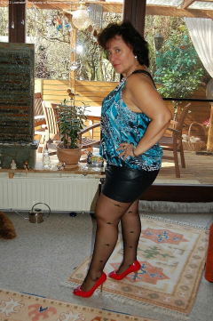 Granny-conny-2 - N