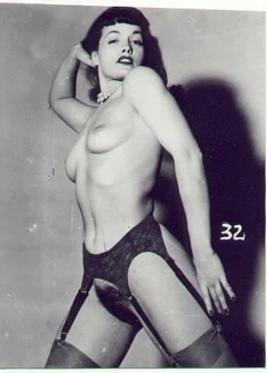 They are really hot and sexy women 2!! Retro pics!!! - N