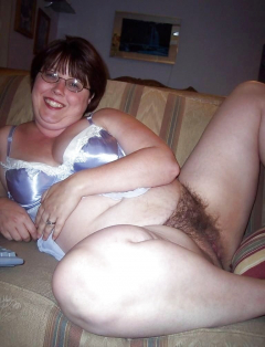 I am delighted with such hairy pussy!! - N