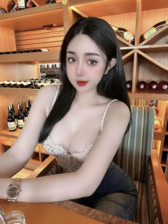 Gai xinh - N