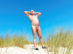 nat092 nu dans les dunes - N